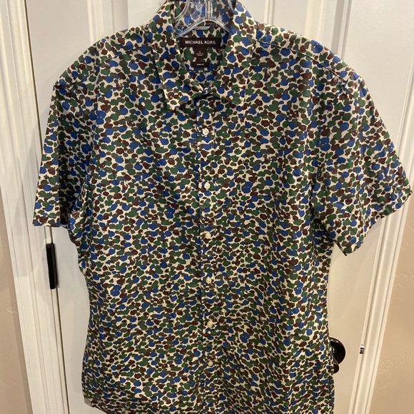 Michael Kors men’s shirt sleeve button down shirt size large